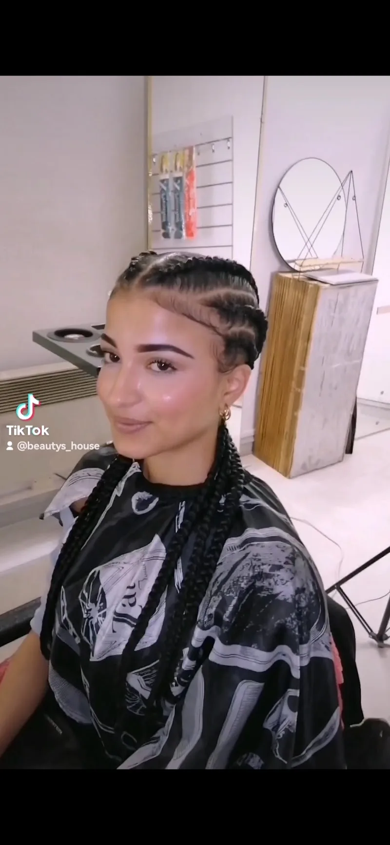 Beauty's House - Sourcils & cils Saint-Étienne - OneBooking