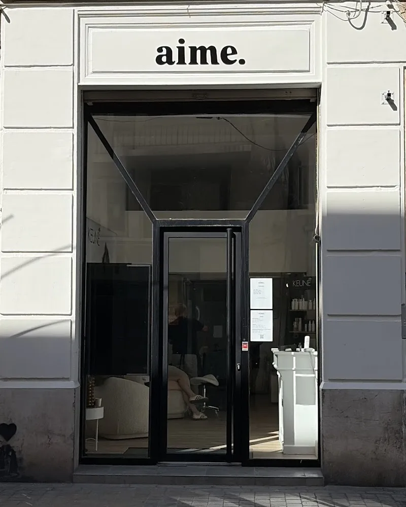 aime - Coiffure Sète - Photo de couverture - OneBooking