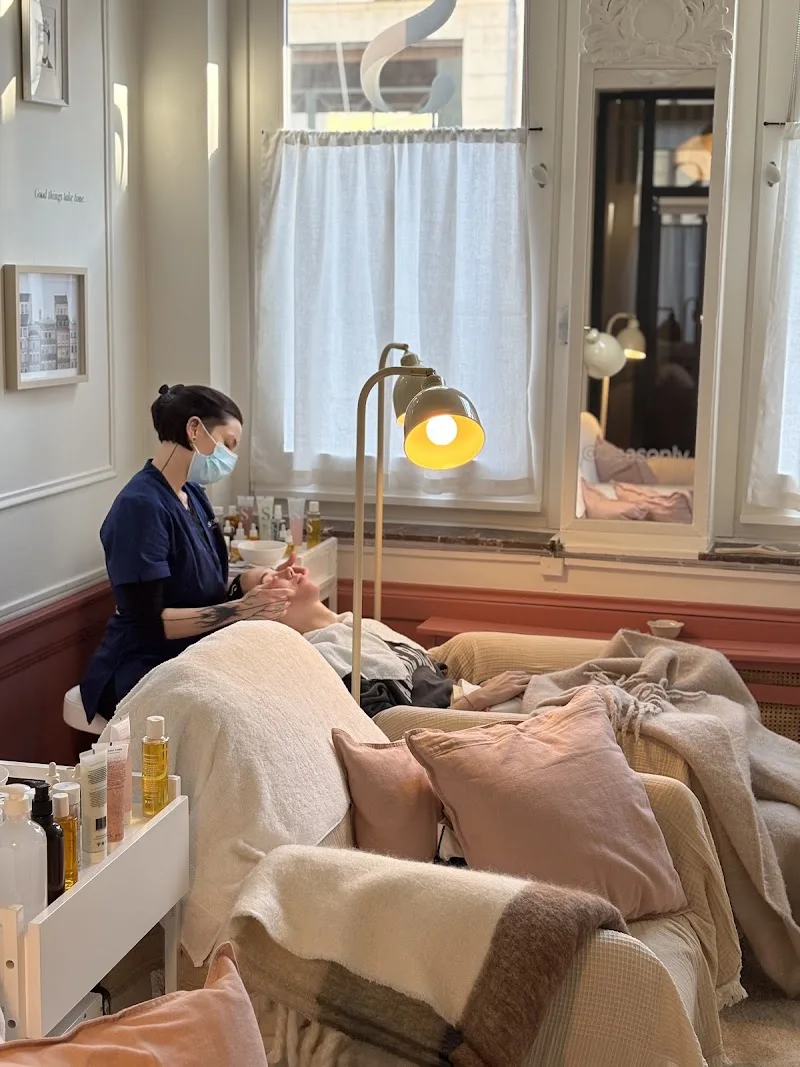 Seasonly - Skin Studio Lille - Massage Lille - Photo de couverture - OneBooking