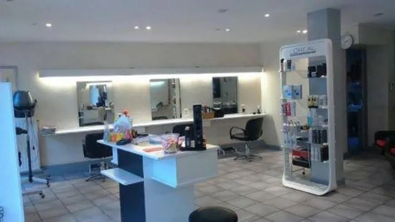 EPHEM HAIR - Coiffure Besançon - Photo de couverture - OneBooking