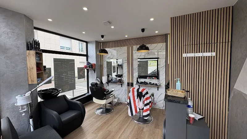 BARBER SHOP ROYAL