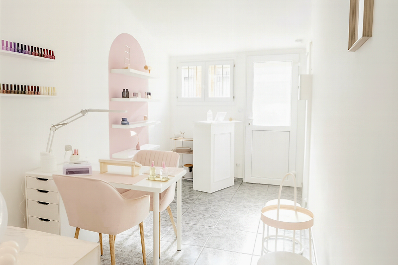 Le Studio Beauté - Sourcils & cils Perpignan - Photo de couverture - OneBooking