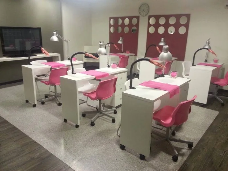 Ongles Galerie - Onglerie Toulouse - Photo de couverture - OneBooking