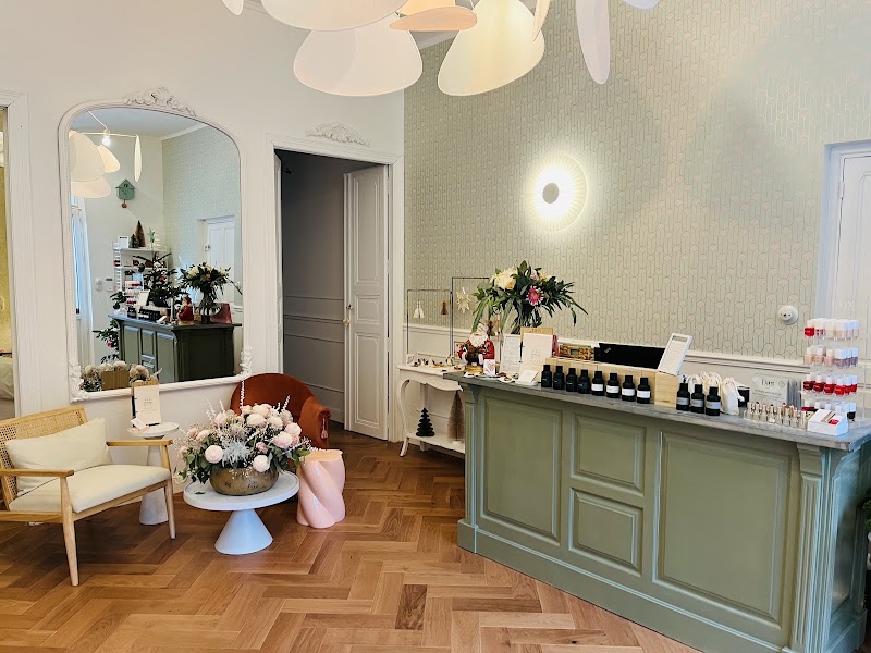 Rose Simone - Institut de Beauté et de Massage Béziers - Head-Spa