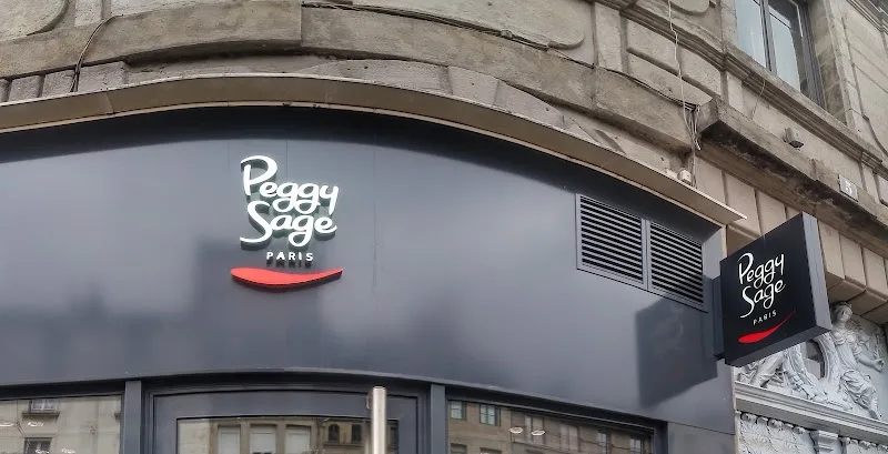 PEGGY SAGE Saint-Etienne - Onglerie Saint-Étienne - Photo de couverture - OneBooking
