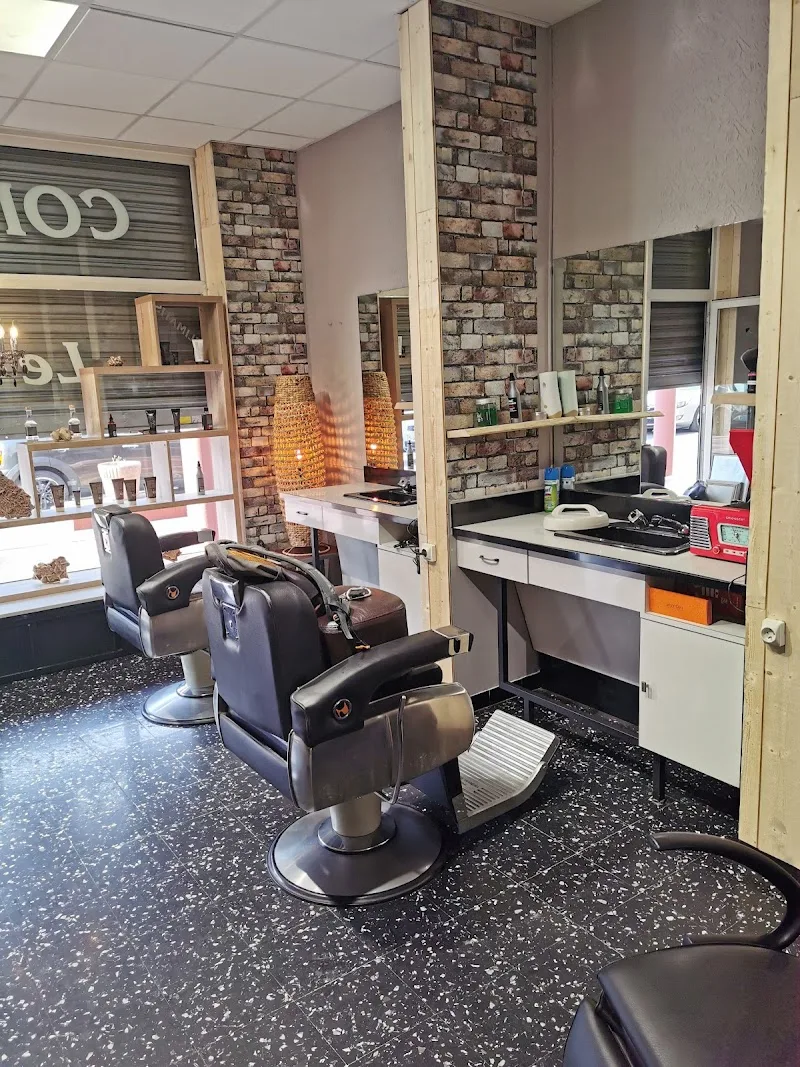 Le Salon - Vergeade Sophie - Coiffure Perpignan - Photo de couverture - OneBooking