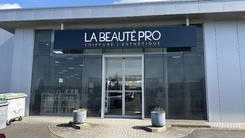 La Beauté Pro Rennes - Maquillage Rennes - Photo de couverture - OneBooking