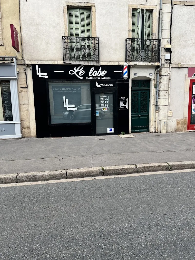Le labo - Coiffure Dijon - Photo de couverture - OneBooking