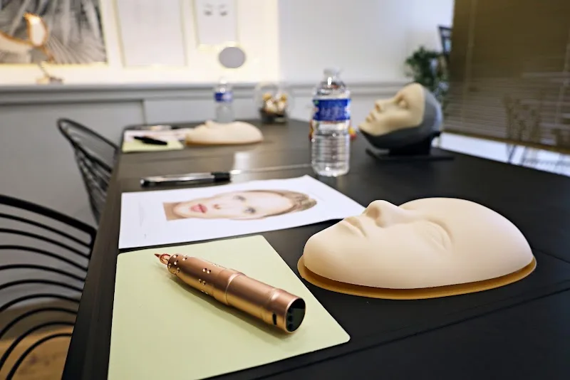 Académie FMD ( anciennement SUBLILINE ACADEMY) - Formation et Distribution - Maquillage permanent - Maquillage Paris - Photo de couverture - OneBooking