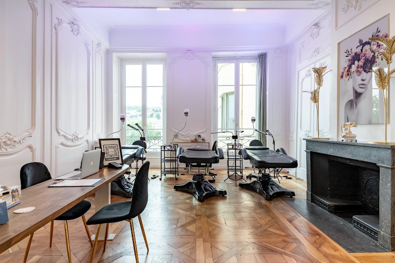 SUN7BLVD PROFESSIONNEL Centre de Formation Esthétique - Sourcils & cils Lyon - Photo de couverture - OneBooking