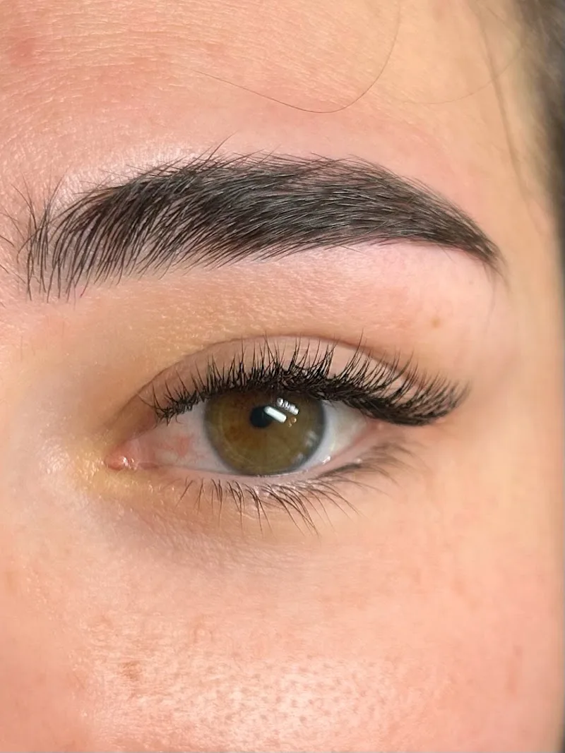 Maison Mirada - Sourcils & cils Grenoble - Photo de couverture - OneBooking