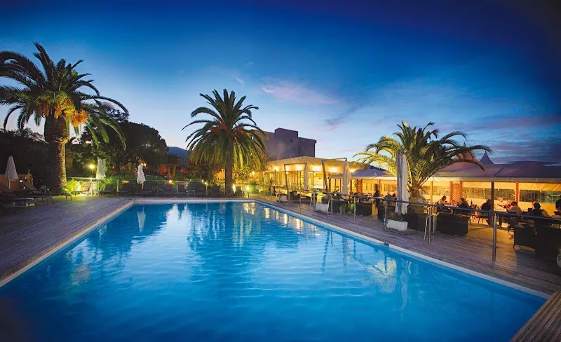 Hôtel Restaurant La Madrague