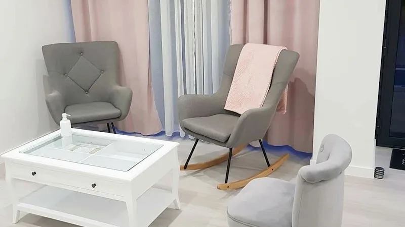 POz manucure - Onglerie Ajaccio - Photo de couverture - OneBooking