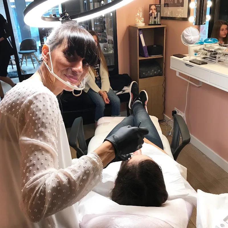 Maquillage Permanent Rennes
