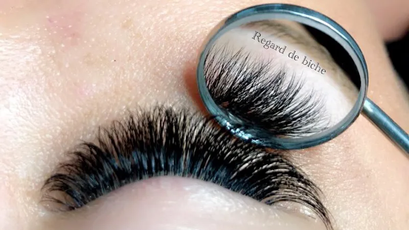 Regard de biche - Sourcils & cils Lyon - Photo de couverture - OneBooking