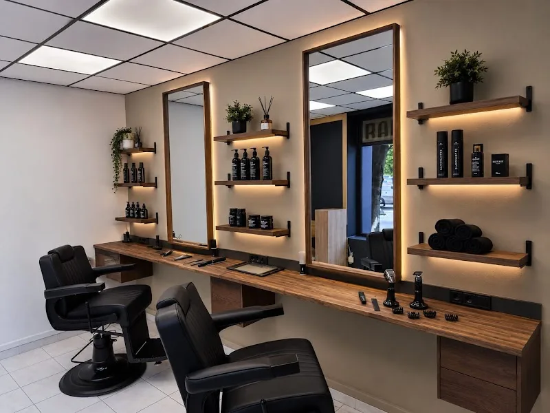 ILLYRIAN BARBER