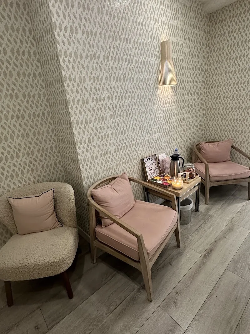 EPILIUM & SKIN - Epilation laser Paris - Médecine Esthetique - Épilation Paris - Photo de couverture - OneBooking