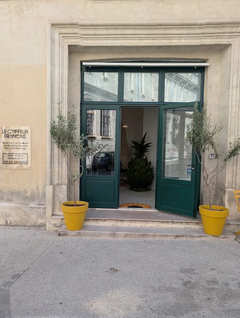 LE COIFFEUR FRANCAIS