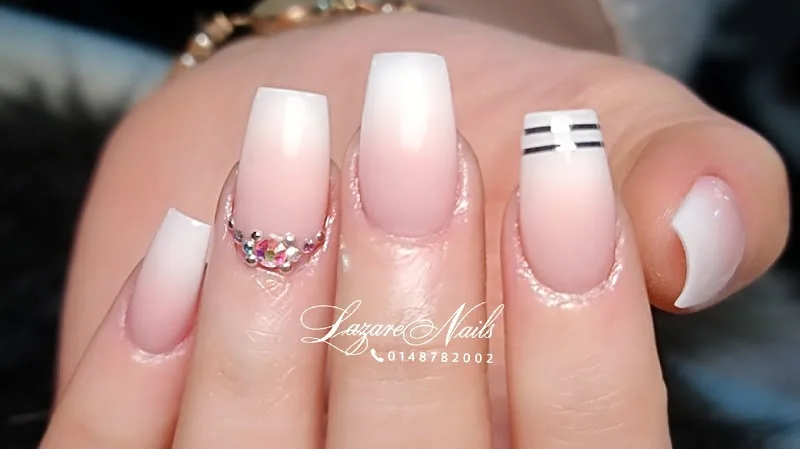 Lazare Nails