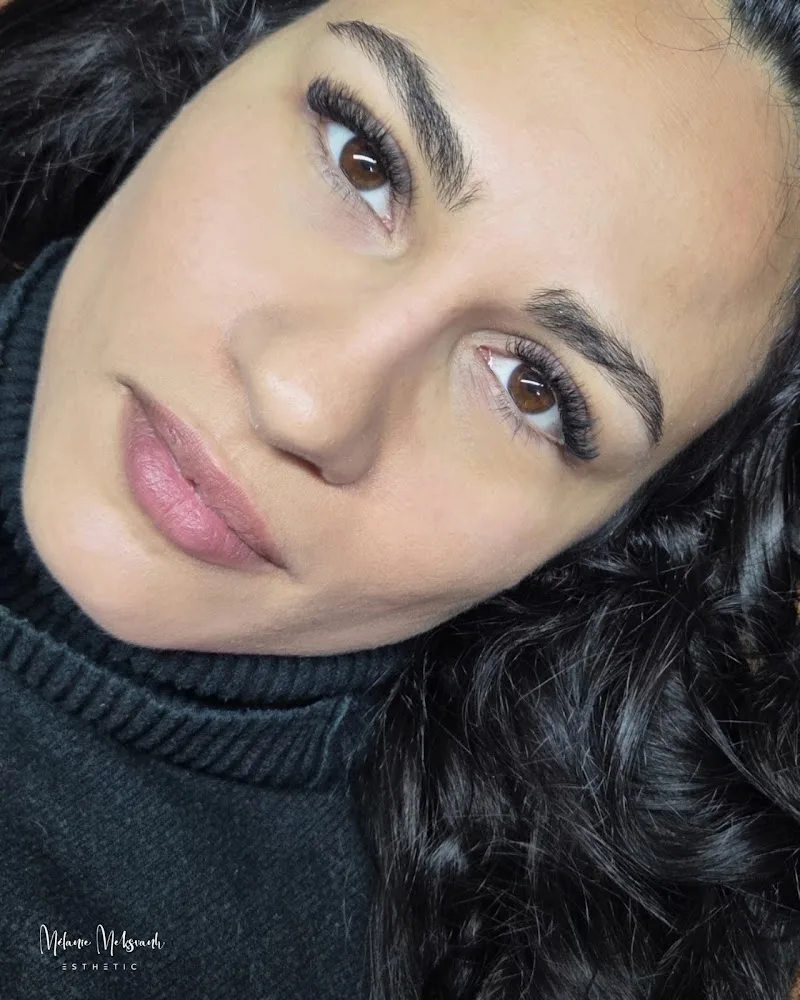 Mélanie Meksvanh Esthetic