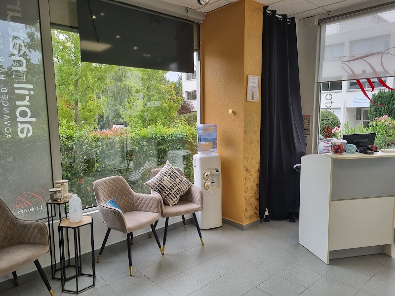 Chic'Tif - Salon de Coiffure mixte Homme/Femme/Enfant (Nantes 44300) - Coiffure Nantes - OneBooking