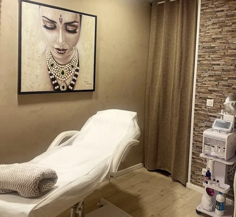 L’Atelier Beauté - Onglerie Bastia - Photo de couverture - OneBooking