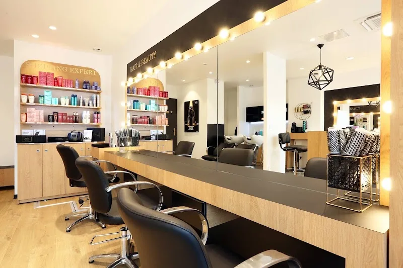 Brune - Nancy (Vieille Ville) - Coiffure Nancy - Photo de couverture - OneBooking