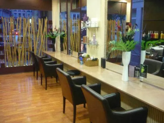Salon Rive Droite - Coiffure Lyon - Photo de couverture - OneBooking