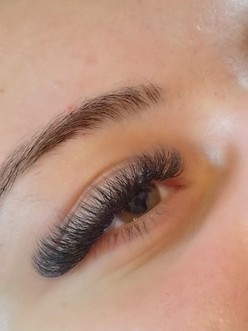 TitaNails et lashes