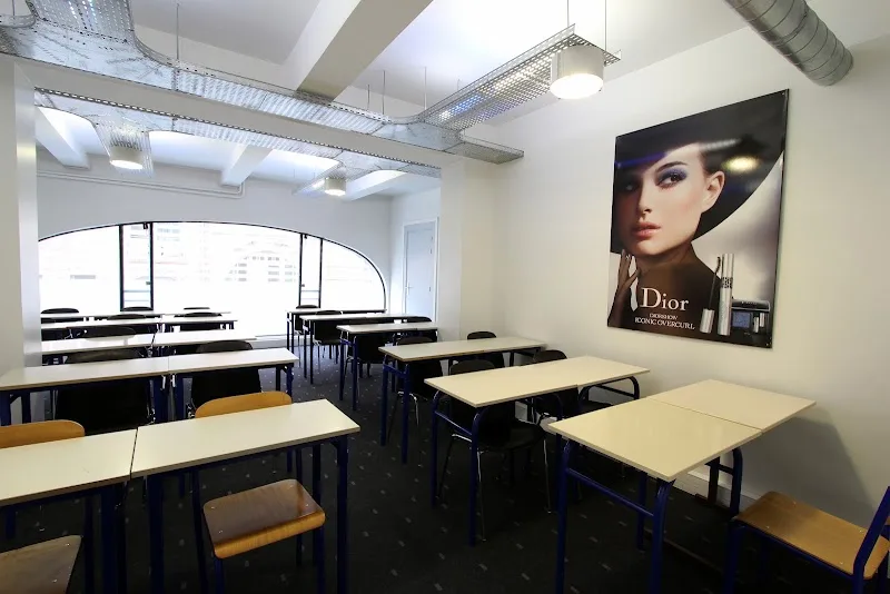 Ecole d'Esthétique De Luca - Maquillage Lille - Photo de couverture - OneBooking