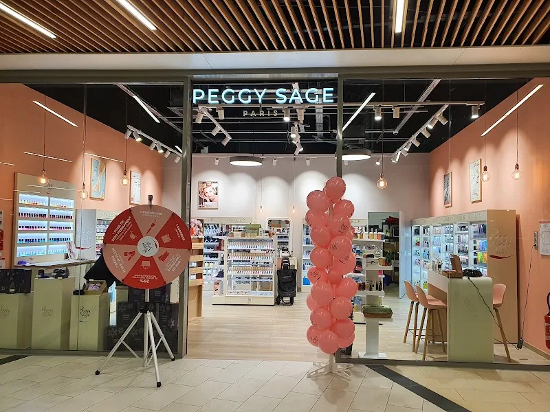 Peggy Sage Anglet - Maquillage Bayonne - Photo de couverture - OneBooking