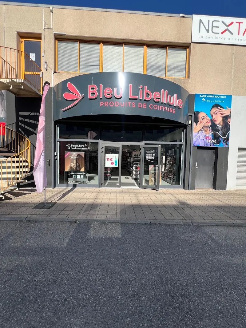 Bleu Libellule Manosque - Onglerie Manosque - Photo de couverture - OneBooking