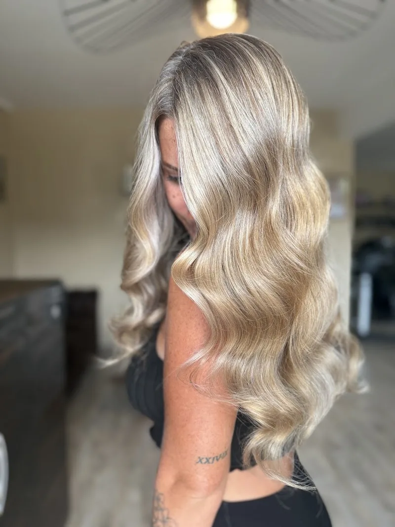 La Loge Hairstyle Salon de coiffure Montpellier | Coiffeur visagiste Montpellier | Coloriste Montpellier | Barbier