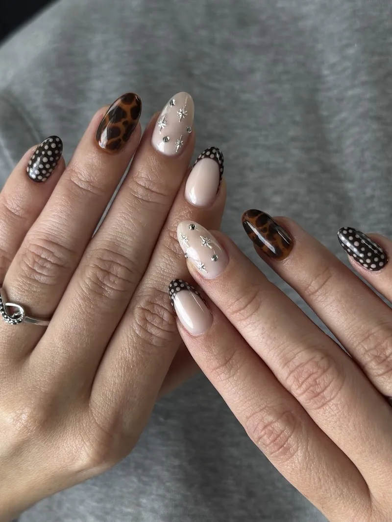 Mademoiselle Nails - Onglerie Toulouse - Photo de couverture - OneBooking
