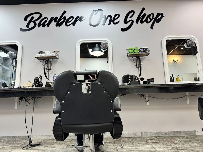 BARBER ONE Shop - Barbier Grenoble - Photo de couverture - OneBooking