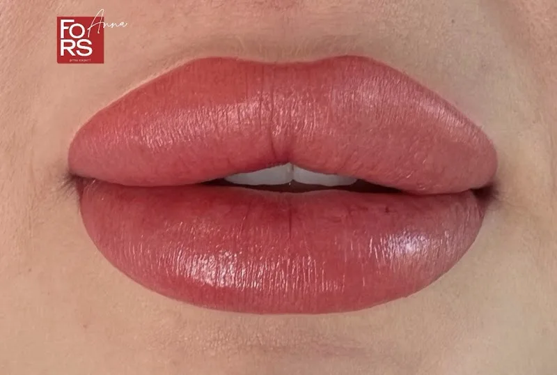 DERMOmakeupLAB par ANNA FORS — Maquillage semi-permanent, Formation, Éclaircissement du maquillage permanent - Maquillage La Rochelle - Photo de couverture - OneBooking