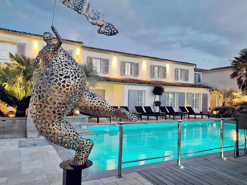 Le Clos Saint-Martin Hôtel & Spa