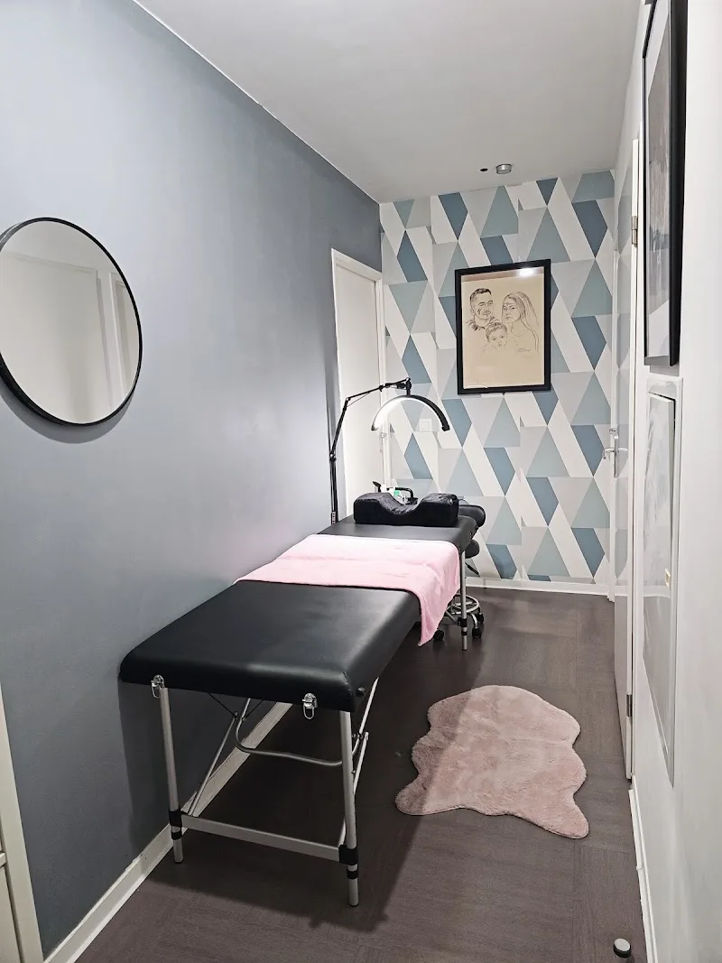 LM Beauté du Regard - Brow lift - Epilation - Caen - Épilation Caen - Photo de couverture - OneBooking