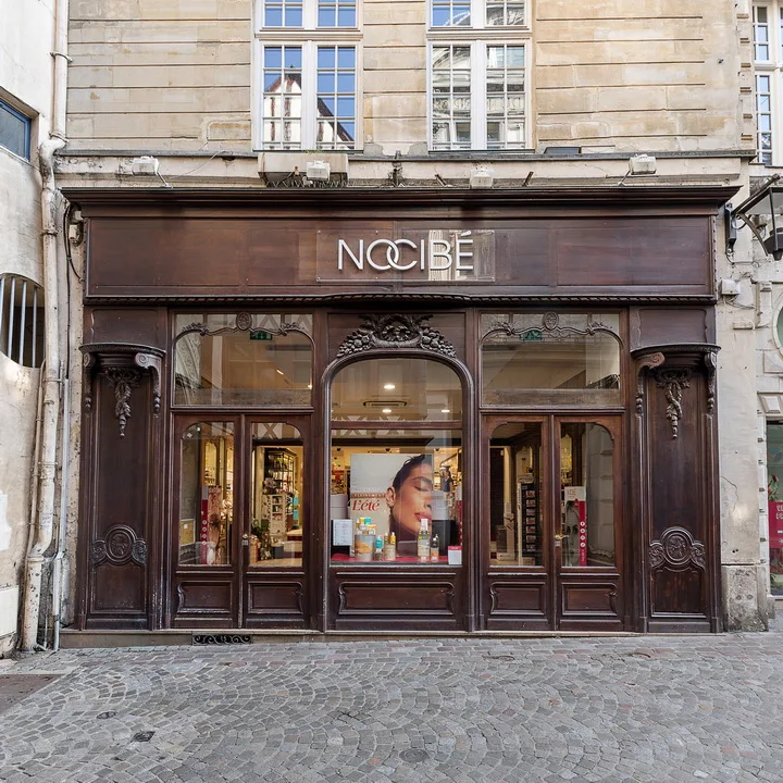 Nocibé - ROUEN HORLOGE - Maquillage Rouen - Photo de couverture - OneBooking