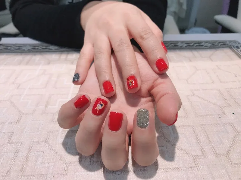 Nails show