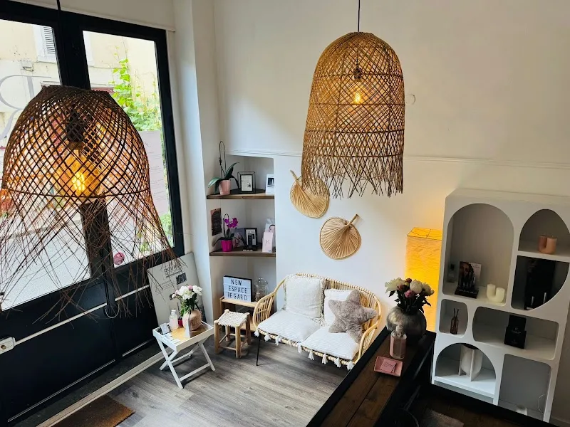 Espace Regard - Sourcils & cils Lyon - Photo de couverture - OneBooking