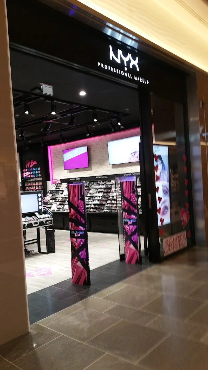 NYX Professional Makeup - Rennes Alma