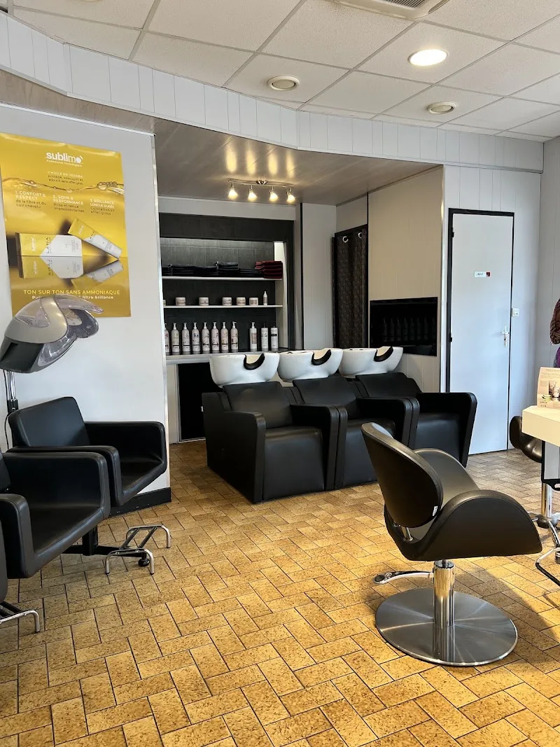 Marilyn Coiffure - Coiffure Auxerre - Photo de couverture - OneBooking