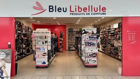 Bleu Libellule Amiens - Maquillage Amiens - Photo de couverture - OneBooking
