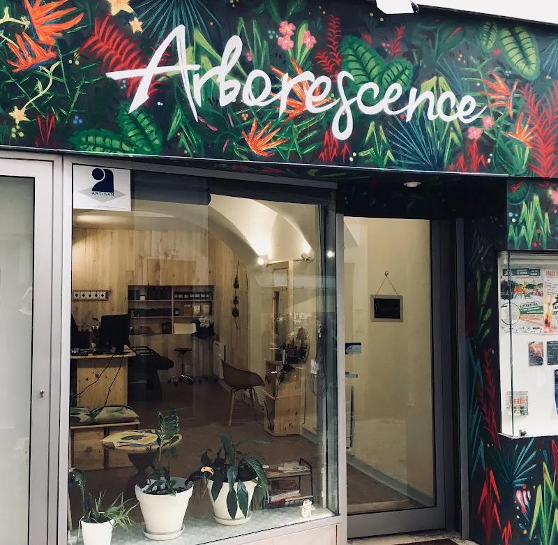 Arborescence - Coiffure Clermont-Ferrand - Photo de couverture - OneBooking