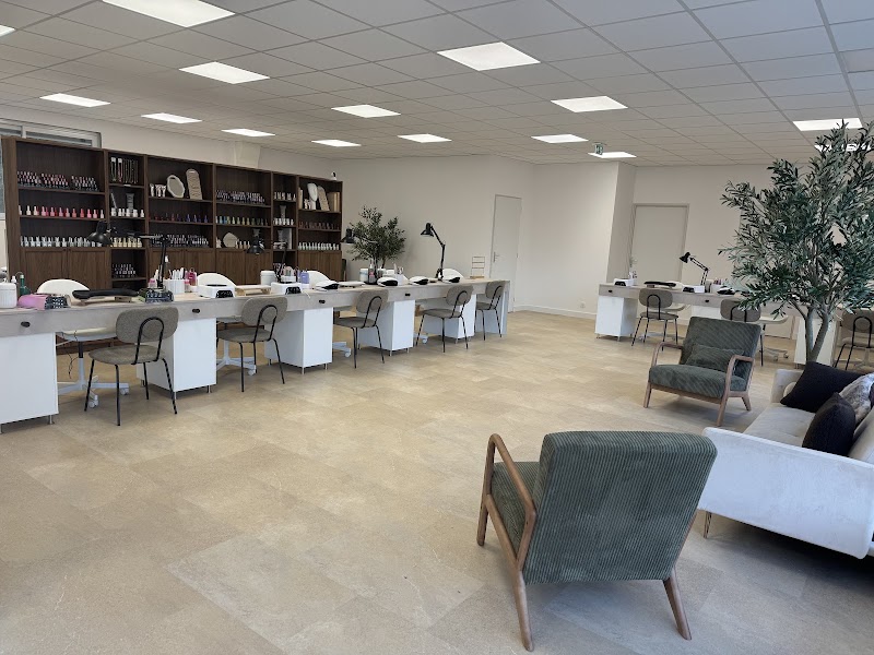 Ongl'Avenue Nail Bar