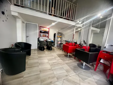 Hairstylist