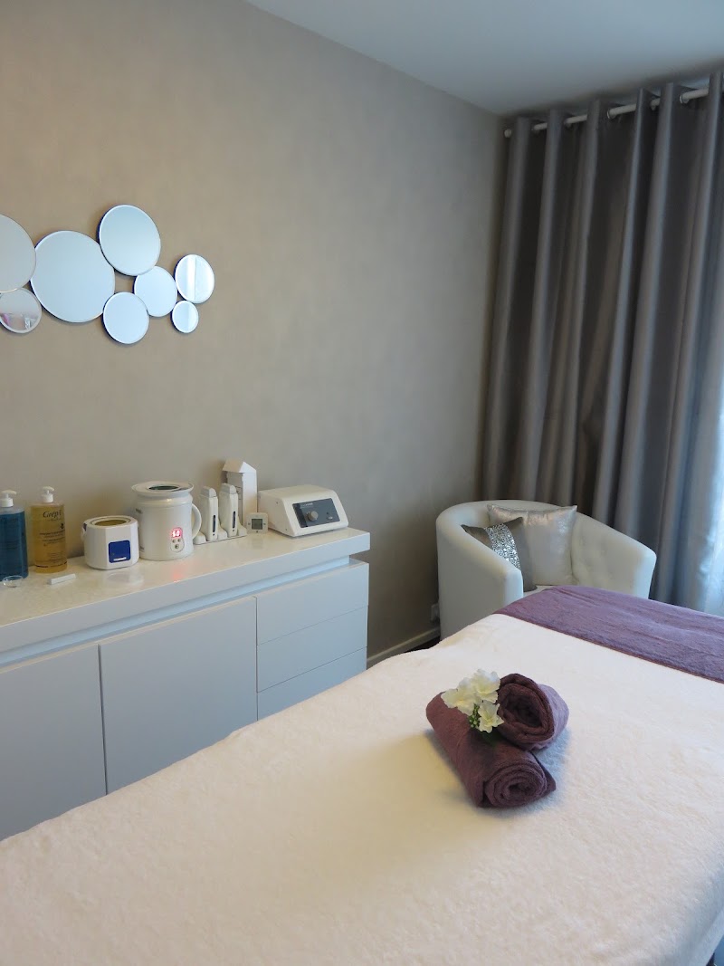 Centre de Bien-être Ma Parenthèse : Adaptologue/Méthode Poyet, Massages, Soin du Visage, Kobido, Luxopuncture
