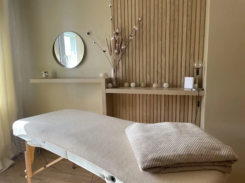 Beautyhome - Sourcils & cils Lille - Photo de couverture - OneBooking