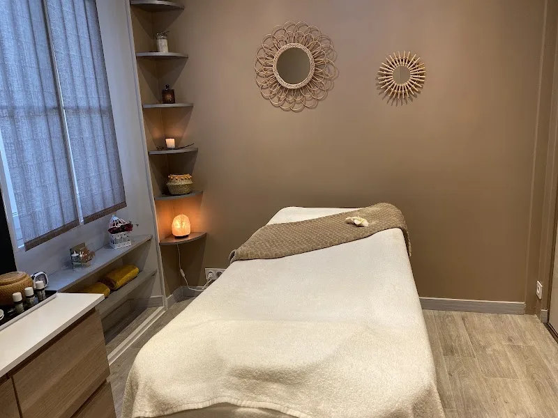 Comptoir de Beauté - Onglerie Cannes - Photo de couverture - OneBooking